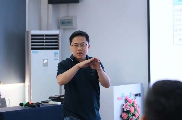 1657246113404830.png 8.png